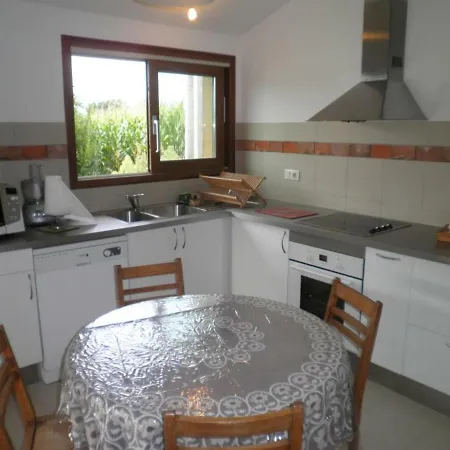 Ferienhaus Amou, 4 Pieces, 6 Personnes - Fr-1-360-48